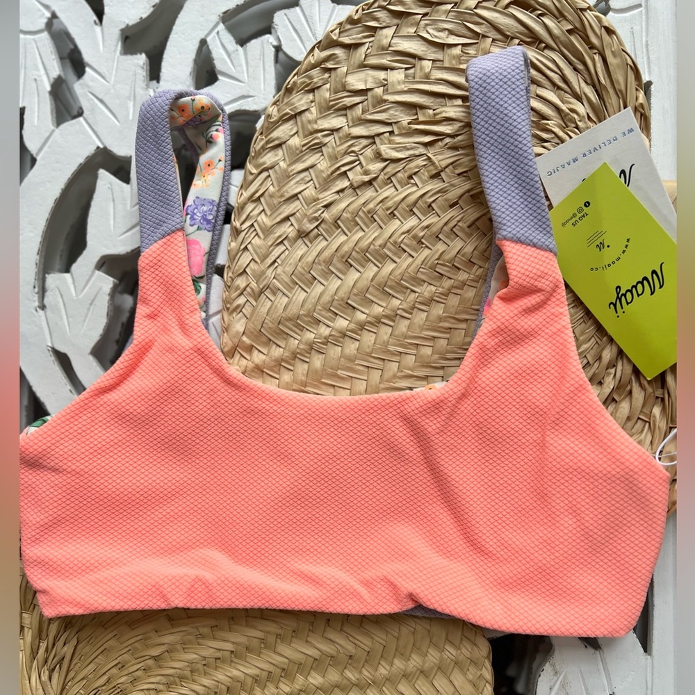 🌸☀️ MAAJI ☀️🌸 Medium Impact Swim Activewear Bikini Top / Sports Bra